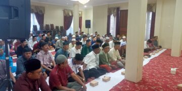 Ketua DPRD Samarinda Gelar Buka Puasa Bersama Masyarakat Samarinda