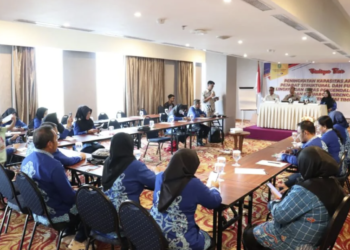 DPPKB Kutim Gelar Bimtek untuk Tingkatkan Kompetensi ASN