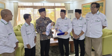 Menteri Desa Terima Audiensi DPP ADeSI, Bahas Penguatan Hilirisasi Sawit Desa