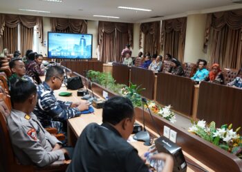 Pjs Bupati Kutim Pimpin Rapat Pemantauan Perkembangan Politik
