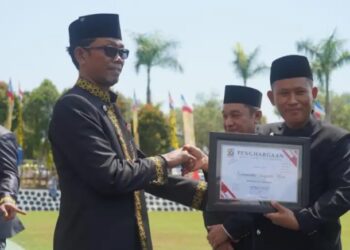 Dorong Minat Baca, Pemkab Beri Penghargaan kepada Pegiat Literasi Kutim