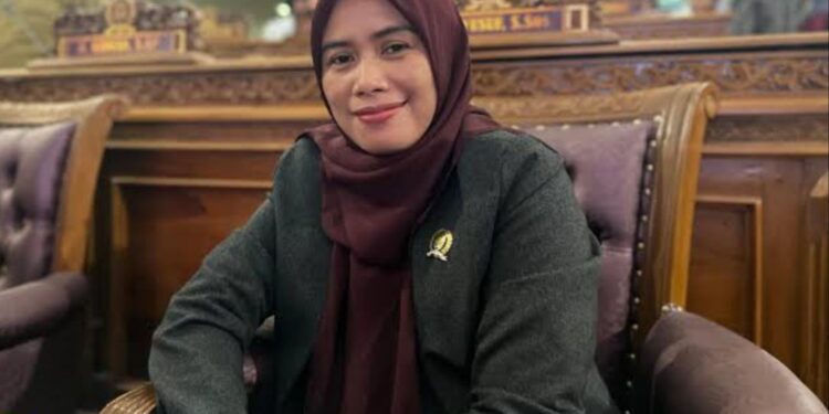 Pengarusutamaan Gender: Hj. Uci Harap Perempuan Lebih Aktif di Dunia Kerja dan Politik