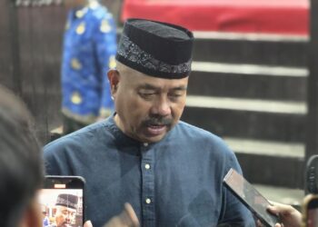 Warga Desa Tani Baru Kini Nikmati Listrik 24 Jam dari PLTS Komunal