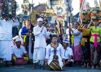 Umat Hindu di Kerta Buana Gelar Arak-Arakan Ogoh-Ogoh Sambut Nyepi