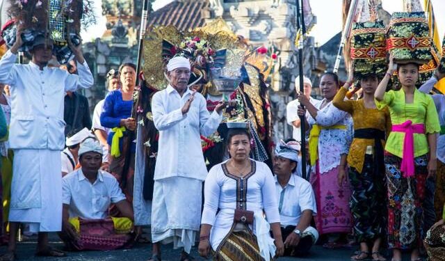 Umat Hindu di Kerta Buana Gelar Arak-Arakan Ogoh-Ogoh Sambut Nyepi