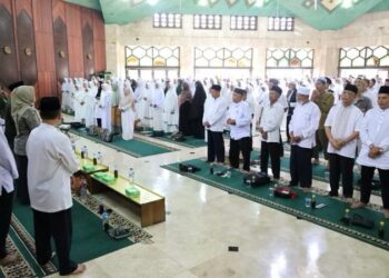 Pemkab Kukar Gelar Manasik Haji Ramah Lansia dan Disabilitas di Masjid Agung Tenggarong