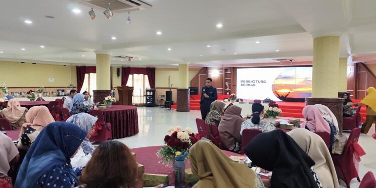 DPMD Kukar Dorong Transformasi Budaya Kerja Lewat Pelatihan Pelayanan Prima