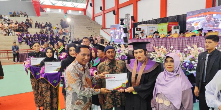 Unikarta Gelar Wisuda Sarjana ke-41 dan Pascasarjana ke-25 Tahun Akademik 2024/2025