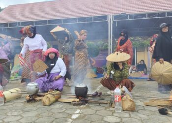Kuliner Tradisional Nasi Bekepor Akan Dibawa Dispar Kukar pada Promosi Budaya ke Malang