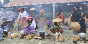 Kuliner Tradisional Nasi Bekepor Akan Dibawa Dispar Kukar pada Promosi Budaya ke Malang