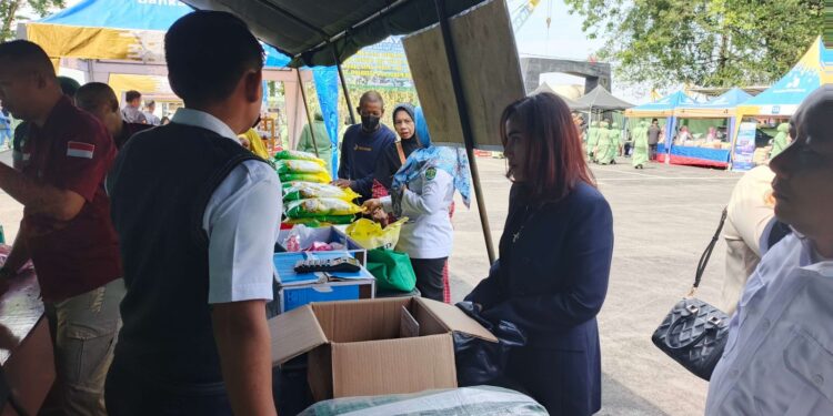 HUT ke-80 TNI, Kodim 0901 Samarinda Gelar Bakti Sosial dan Pasar Murah