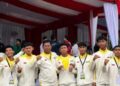Atlet muda Kukar menerima medali emas di ajang Popnas 2025 Jakarta