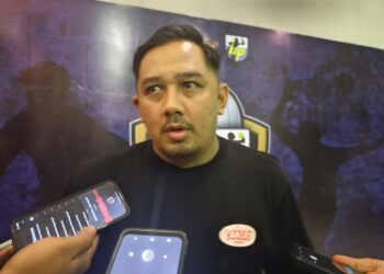 Kabid Kepemudaan dan Kewirausahaan, Dery Wardhana, memberikan pengarahan program.