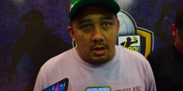 Kabid Kepemudaan Dispora Kukar, Dery Wardhana, saat menjelaskan dampak ekonomi turnamen futsal