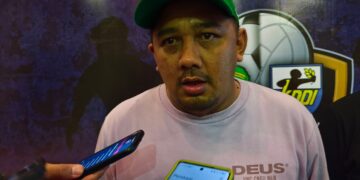 Kabid Kepemudaan Dispora Kukar, Dery Wardhana, dalam sesi penjelasan program pembinaan pemuda.